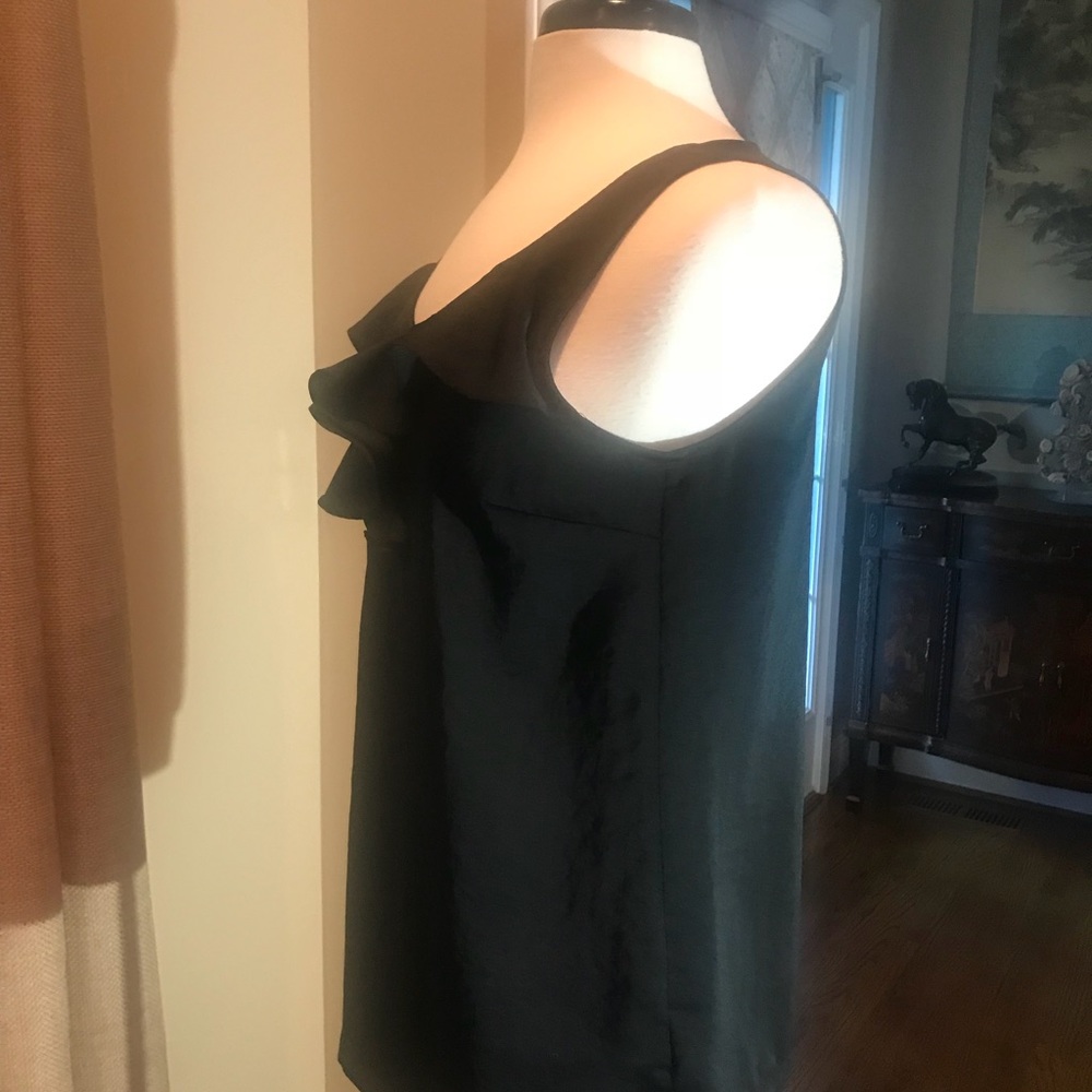 I ❤️ Ronson Black Top with Ruffle - Picture 3 of 5